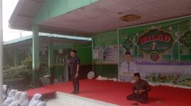 Kasi Pendidikan Madrasah Kemenag Batam, Andika Setiawan, membuka secara resmi rangkaian Milad ke-34 MIN 1 Batam, Kamis (9/10/2025). Foto:Istimewa/matapedia