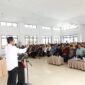 Wali Kota Batam Amsakar Achmad saat melakukan silaturahmi bersama Ketua RW, RT, Tokoh Agama, dan LPM Kecamatan Belakang Padang di Gedung Nasional Belakang Padang, Kamis (23/10/2025). Matapedia6.com/Diskominfo