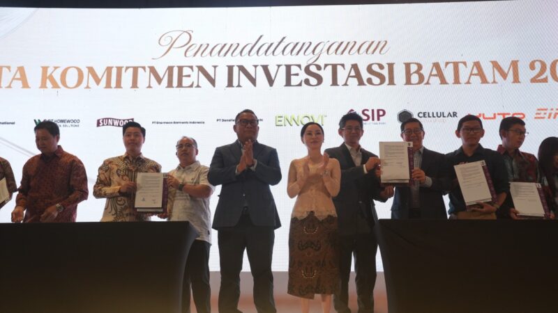 Anugerah Investasi dari BP Batam. Foto:Istimewa
