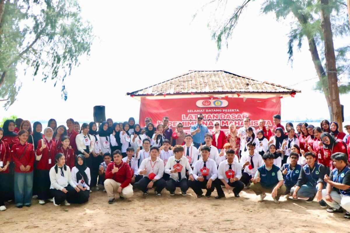 Kegiatan Latihan Dasar Kepemimpinan Mahasiswa (LDKM) 2025 di kawasan wisata Ocarina, Batam, Sabtu (25/10/2025). Foto:Agus/matapedia