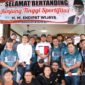 Ketua DPRD Kepri Iman bersama jurnalis saat turnamen domino, Selasa (28/10/2025). Foto:Istimewa