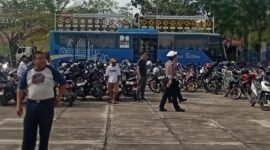 Puluhan kendaraan roda dua yang terjaring Radia di parkir di depan Kantor Dishub Kota Batam, Sukajadi, Kamis (9/10/2025). Matapedia6.com/Luci