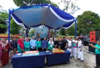 Wali Kota Batam Amsakar bersama DPRD Batam dan Direktur RSUD Embung Fatimah drg Raden Roro Sri Widjayanti Suryandari di acara HUT ke 21, Sabtu (18/10/2025). Foto:Zalfirega/matapedia