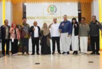 Kunjungan DPRD DKI disambut Wakil Ketua Komisi III DPRD Kota Batam H. Arlon Veristo (tengah). Foto:dok/Sekwan