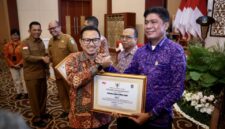 PLN Batam meraih penghargaan BPJS pekerja. Foto:dok/PLN