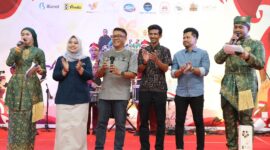 Kepala Dinas Pariwisata Kota Batam tengah Ardiwinata. Foto:Diskominfo Batam