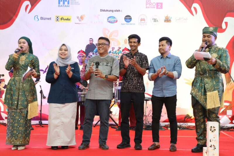 Kepala Dinas Pariwisata Kota Batam tengah Ardiwinata. Foto:Diskominfo Batam