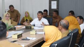 Sekretaris daerah Kota Batam Firmansyah pimpin rapat pemaparan Rencana Tender Kerja Sama Pemanfaatan (KSP) Barang Milik Daerah (BMD) untuk proyek strategis tersebut, di Kantor Wali Kota Batam, Selasa (11/11/2025). Matapedia6.com/Diskominfo