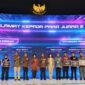 Kepala Eksekutif Pengawas Inovasi Teknologi Sektor Keuangan, Aset Keuangan Digital, dan Aset Kripto (KE IAKD) OJK Hasan Fawzi saat menutup Festival Ekonomi Keuangan Digital Indonesia (FEKDI) dan Indonesia Fintech Summit & Expo (IFSE) 2025 di Jakarta Convention Center, Sabtu (1/11/2025). Foto:OJK Kepri
