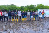 Tanam Ribuan Mangrove, PT BSP Buktikan Komitmen Hijau di KEK Tanjung Sau. Foto:Ist