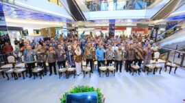 OJK gelar Melalui Expo Keuangan dan Seminar Syariah (EKSiS) 2025 yang dibuka di Jakarta, Kamis (6/11/2025). Foto:OJK Kepri