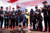 Peletakan batu pertama pembangunan kantor OJK di Medan. Foto:Istimewa