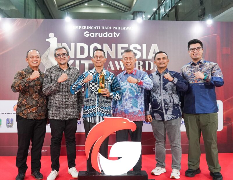 Kepala BP Batam Amsakar Achmad tengah. Foto:Humas BP