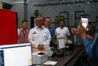 Imigrasi Batam buka layanan paspor dan izin tinggal di Pollux Mall, Selasa (18/11/2025). Foto:Humas Imigrasi