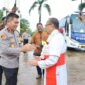 Wakapolda Kepri Brigjen Pol Dr. Anom Wibowo, saat menyambut rombongan pastoral Prof. Dr. Ignatius Kardinal Suharyo, Uskup Ordinariat Castrensis Indonesia (OCI) di Mapolda Kepri, Selasa (25/11/2025). Matapedia6.com/Dok Humas Polda