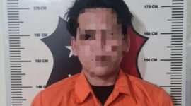 Pelaku penganiayaan Istri sirih di Bengkong setelah diamankan Polisi, Rabu (26/11/2025). Matapedia6.com/Dok Polsek