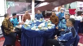 Deputi Bidang Investasi dan Pengusahaan BP Batam, Fary Djemy Francis tengah bersama BRI dan Kementerian UMKM duduk satu meja pada Rabu (12/11/2025). Foto:Zalfirega/matapedia