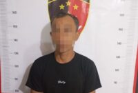 Pelaku pencabulan terhadap cucu tiri yang ditangkap Polsek Sekupang, Rabu (12/11/2025). Matapedia6.com/ Dok Humas Polresta