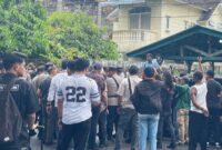 PN Batam eksekusi lahan di Perumahan Rosedale Teluk Tering, Batam sempat bersitegang pada Kamis (20/11/2025). Foto:Elin/matapedia