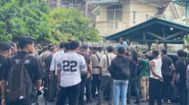 PN Batam eksekusi lahan di Perumahan Rosedale Teluk Tering, Batam sempat bersitegang pada Kamis (20/11/2025). Foto:Elin/matapedia