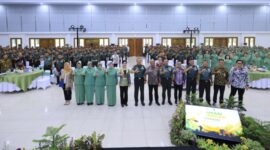 OJK edukasi keuangan bagi Prajurit Kodam XII/Tanjungpura dan Pengurus Persit Kartika Chandra Kirana di Aula Sudirman, Makodam XII/Tanjungpura, Kalimantan Barat beberapa hari lalu. Foto:OJK Kepri