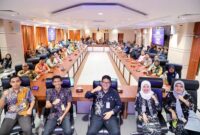 Kepala Diskominfo Batam Rudi Panjaitan tengah saat peluncuran inovasi digital, Kamis (4/12/2025). Foto:dok/Diskominfo