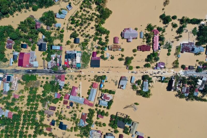 Kondisi banjir bandang yang terjadi di wilayah Sumatera, BPNP mencatat saat ini 867 orang meninggal dunia, sementara 521 orang masih dinyatakan hilang, Jumat (5/12/2025). Matepdia6.com/Istimewa