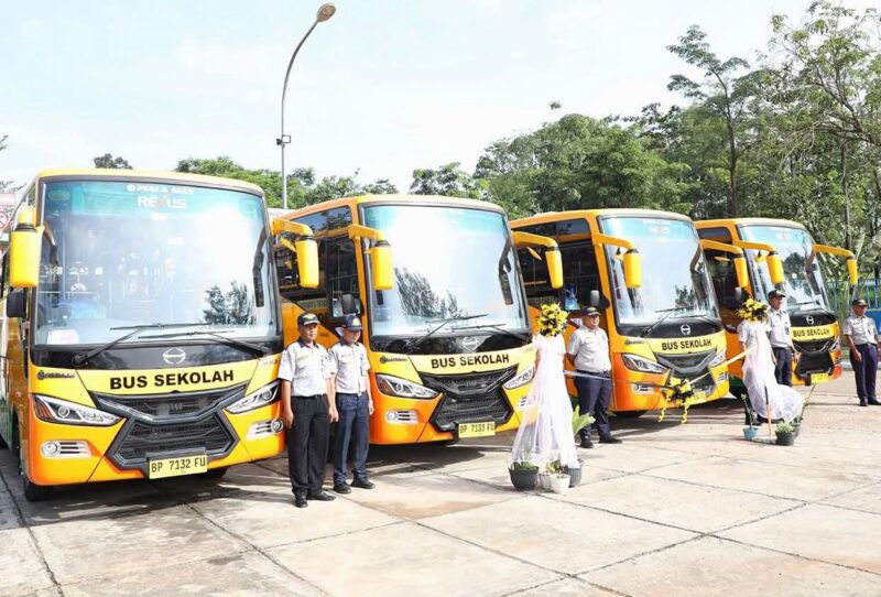 Mobil transportasi diluncurkan untuk akses pendidikan hinterland di Dishub Batam pada Selasa (30/12/2025). Foto:Diskominfo