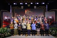 OJK bersama puluhan awak Media. Foto:OJK Kepri