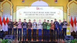 peluncuran Buku Khutbah Syariah Muamalah Perasuransian, Penjaminan, dan Dana Pensiun (PPDP) pada Senin (15/12/2025). Foto:OJK Kepri