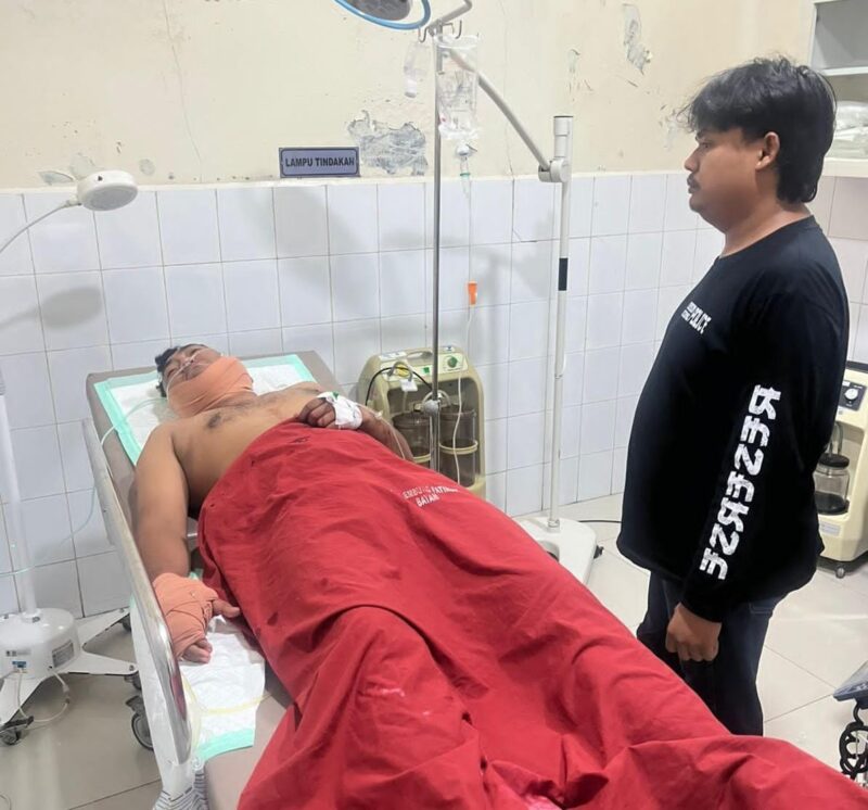 Korban saat berada di Rumah Sakit Embung Fatimah Batam beberapa hari lalu. Foto:dok/Polsek Sagulung