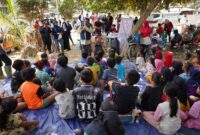 Program pendampingan dan trauma healing bagi anak-anak di Desa Menanggini, Kabupaten Aceh Tamiang. Foto: Telkom
