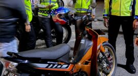 Satlantas Polresta Barelang Gelar Razia Knalpot Brong di Batam, 53 kendaraan diangkut ke Polresta Barelang, Sabtu (6/12/2025). Matapedia6.com/Dok Humas Polresta