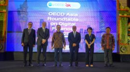 OJK bersama OECD. Foto:dok/OJK-Kepri
