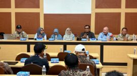 Industri ke SMKN 3 Batam beberapa hari lalu. Foto:Dok/PWI Batam