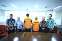 OJK Serahkan Dua Pengurus Investree ke Jaksa, Kasus Penghimpunan Dana Ilegal. Foto:OJK Kepri