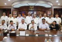 Kepala BP Batam Amsakar Achmad menyambut kepengurusan baru Kamar Dagang dan Industri (KADIN) Kota Batam dan KADIN Provinsi Kepulauan Riau. Foto:Humas BP