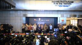 Ketua Dewan Komisioner OJK Mahendra Siregar saat jumpa pers di Bursa Efek Indonesia pada  Kamis (29/1/2026). Foto:OJK Kepri