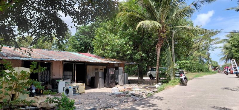 Lokasi rumah dan tempat usaha warga yang berada di MKGR, Kelurahan Kibing, Kecamatan Batuaji, Kota Batam Provinsi Kepri, Sabtu (30/1/2026). Matapedia6.com/Luci