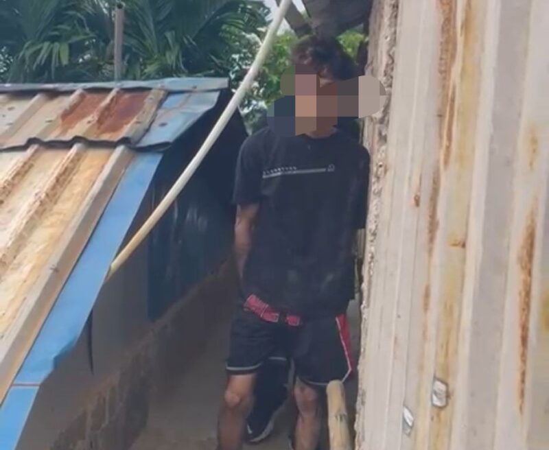 Terduga pelaku saat ditangkap buser Polsek Batam Kota beberapa hari lalu. Foto:Istimewa