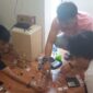 Dua terduga pengedar bersama barang bukti diamankan di Apartemen Permata Residence Batam beberapa hari lalu. Foto:Istimewa