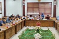 RDPU dengan pihak terkait DPRD Batam soal markup harga rumah subsidi, Jumat (20/2/2026). Foto:Istimewa