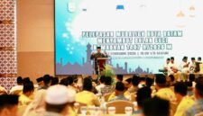 Wali Kota Batam Amsakar Achmad saat memberikan pengarahan pada pelepasan 600 mubaligh yang akan bertugas mengisi ceramah dan berbagai kegiatan keagamaan di masjid serta musala di seluruh kecamatan se-Kota Batam, Kamis (12/2/2026) malam. Matapedia6.com/ Diskominfo