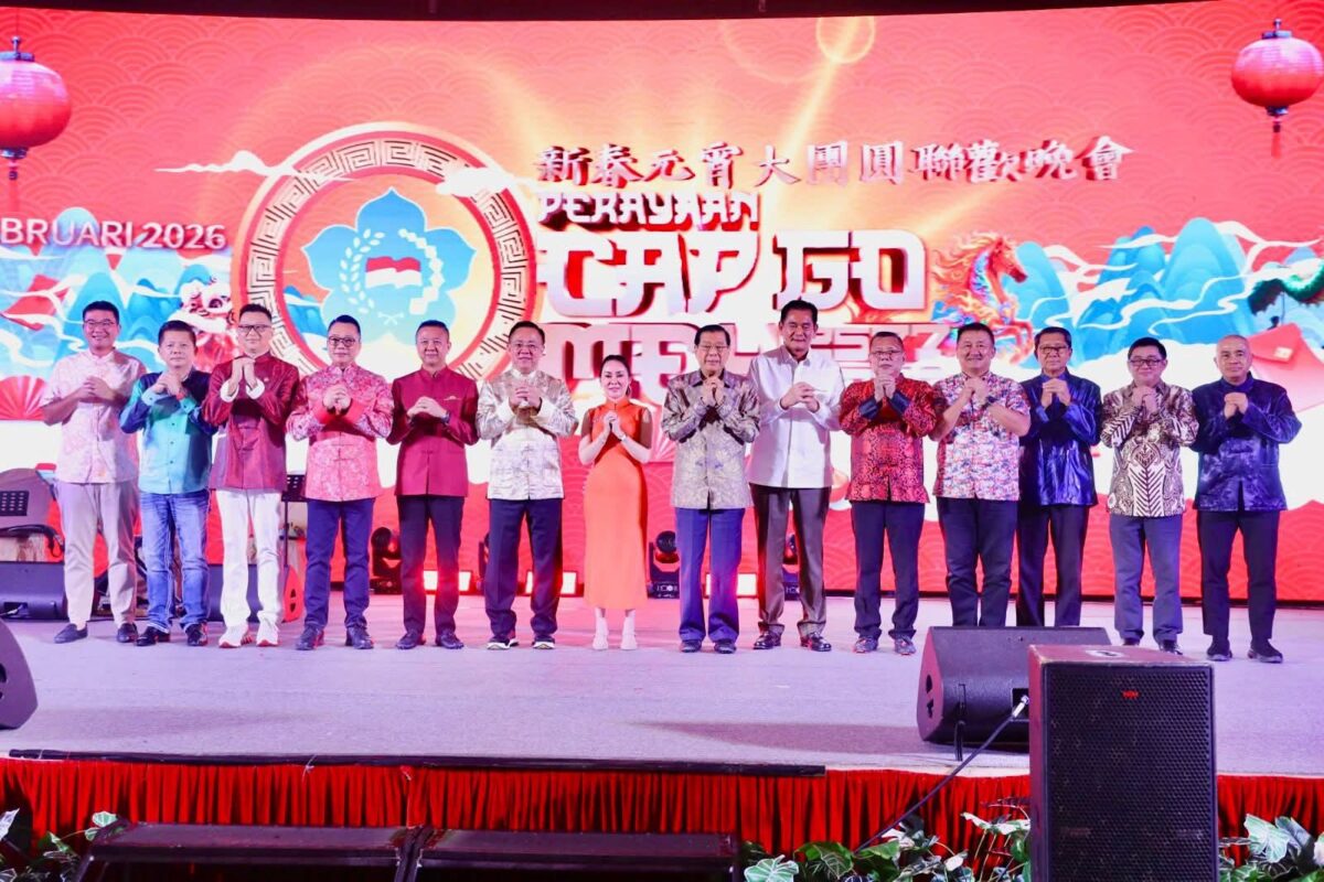 Wakil Wali Kota Batam Li Claudia Chandra tengah saat perayaan Cap Go Meh beberapa hari lalu. Foto:Dok. Diskominfo Batam