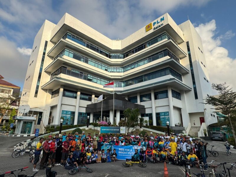 PLN Batam olahraga gowes bersama BFB, Minggu (1/2/2026). Foto:Istimewa