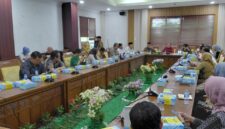 Komisi IV DPRD Batam gelar rapat dengar Pendapat bersama 22 pejabat rumah sakit yang ada di Batam, evaluasi program Wali Kota Batam berobat ke rumah sakit khusus warga Batam cukup pakai KTP, Selasa (3/2/2026). Matapedia6.com/Luci