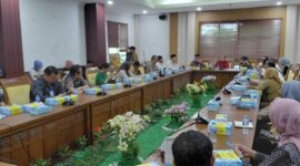 Komisi IV DPRD Batam gelar rapat dengar Pendapat bersama 22 pejabat rumah sakit yang ada di Batam, evaluasi program Wali Kota Batam berobat ke rumah sakit khusus warga Batam cukup pakai KTP, Selasa (3/2/2026). Matapedia6.com/Luci