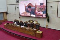 Wakil Ketua II DPRD Kota Batam Budi Mardianto Pimpin rapat paripurna penyampaian pokok pikiran Dewan tahun 2027, pada Rapat Paripurna yang dilaksanakan di Ruang Rapat Utama DPRD Batam, Selasa (3/2/2027).Matapedia6.com/Luci