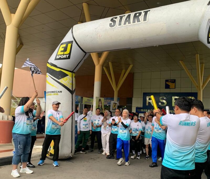 Rumah Sakit BP Batam (RSBP) menggelar RSBP Fun Run 2026 dengan meriah di kawasan Sekupang, Jumat (13/2/2026). Foto:Ist