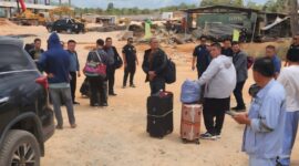 Belasan TKA asal Tiongkok yang diketahui baru tiba di KEK Galang, belasan TKA tersebut diketahui hendak bekerja di KEK Galang secara Ilegal. Matapedia6.com/Istimewa